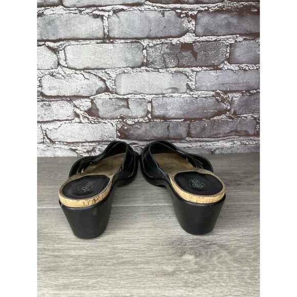 G.H. Bass & Co. MaryAnn Black Leather Wedge Slip On Sandals Women Sz 8M US/39EU - Picture 4 of 16